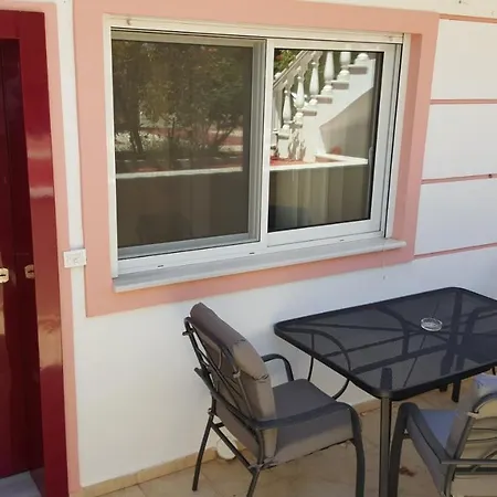 בית כפרי Purpleblue *