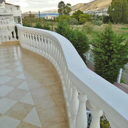 בית כפרי Purpleblue *